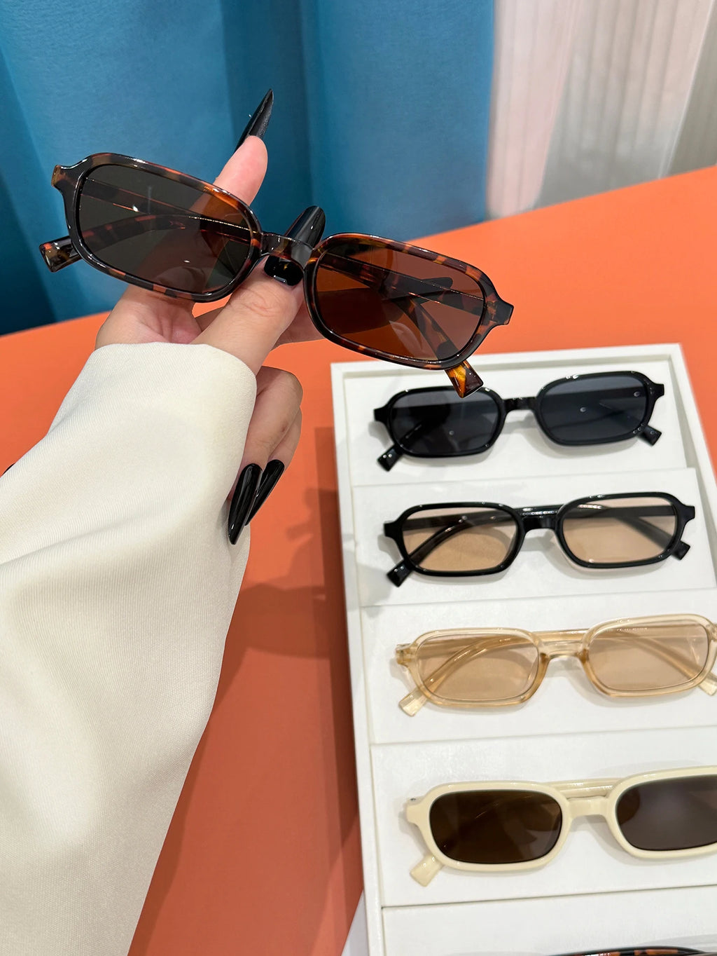MerlXY™  | Fashionable Oval Small Frame Glasses